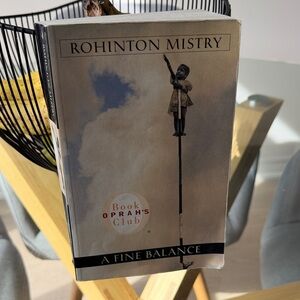 Rohinton Mistry "A Fine Balance" Paperback -